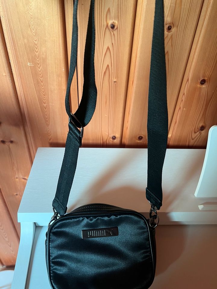 Puma CrossOver Tasche schwarz in Berlin