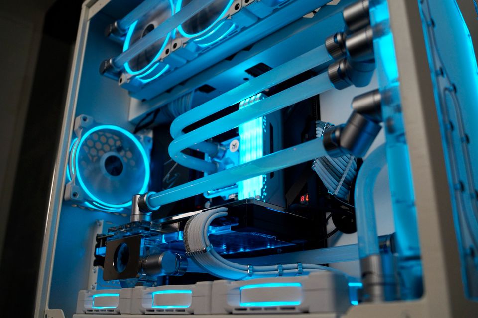 PC Konfiguration / Aufbau Custom Wasserkühlung Casemod in Schwendi