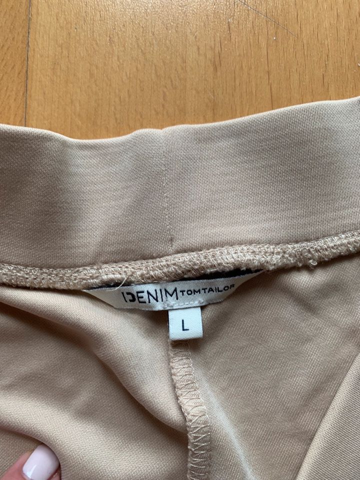 weite beige Stoffhose TomTailor in Dietersburg