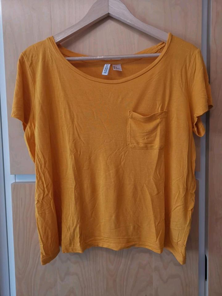 H&M Divided T-Shirt Shirt kurzarm Größe M Oversize Senfgelb in Ketsch