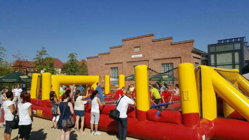 Menschenkicker mieten, XXL-Kicker, Human-Footballtable, in Leipzig