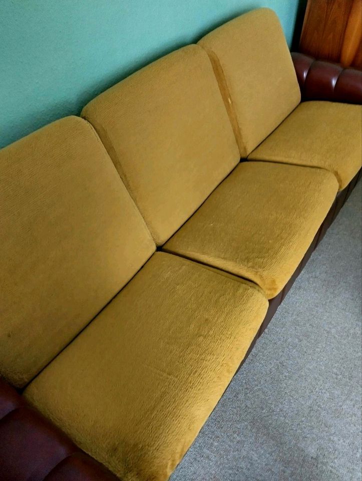 DDR Couch 70er Jahre in Neustadt (Dosse)