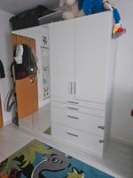 Schrank Kinderschrank Schlafzimmer Baden-Württemberg - Sindelfingen Vorschau