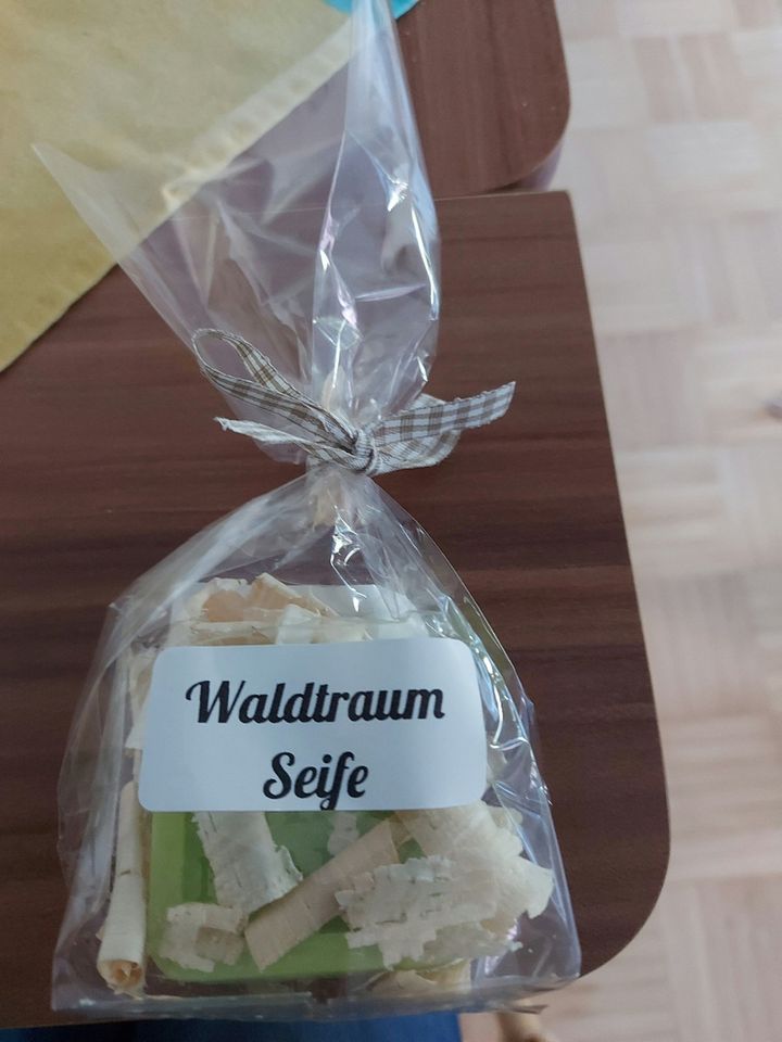 Waldtraum Zirbel-Seife Geschenkverpackung NEU in Hanau