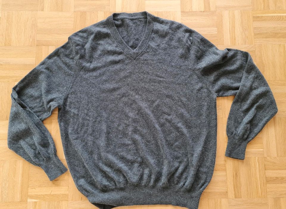 Pullover grau  55% Seide/45% Kaschmir Gr.52 in Erding