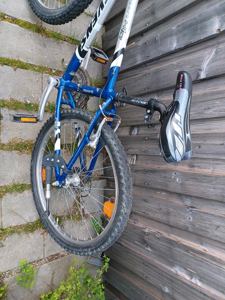 Fahrrad 24 in Großhesselohe