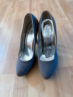Pumps grau high Heels Nordrhein-Westfalen - Niederkassel Vorschau