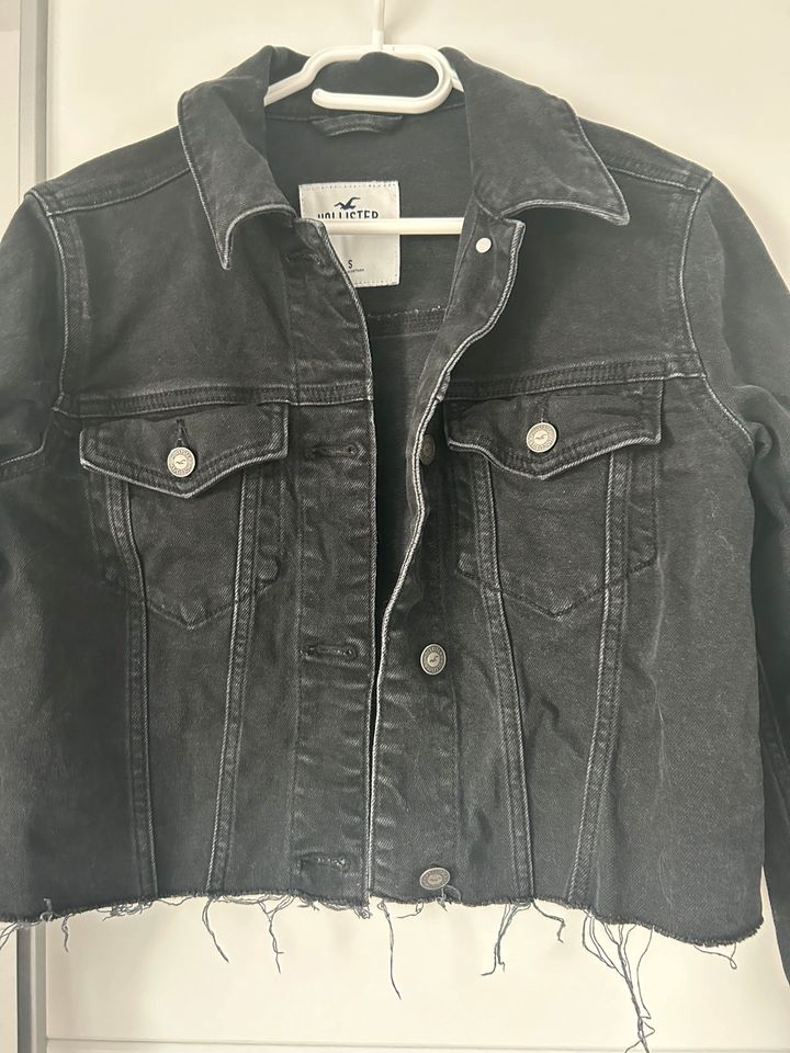 Jeansjacke Hollister in Menden