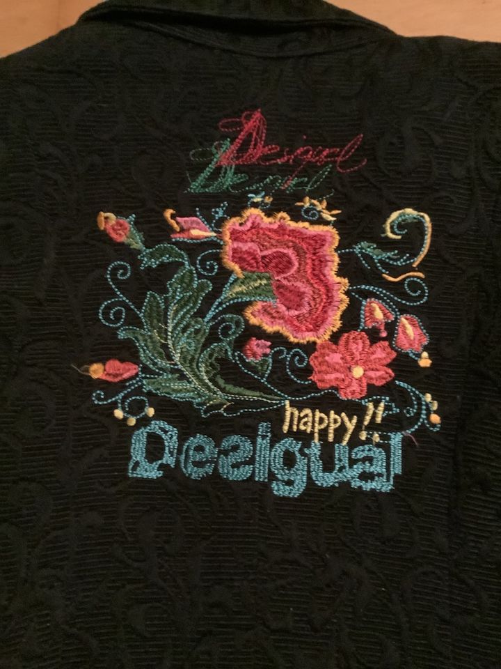 Desigual Mantel - so gut wie neu - Größe 38 in Hannover