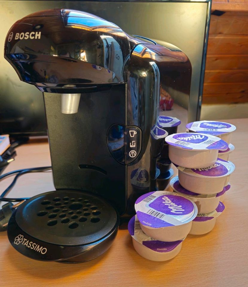 Bosch Tassimo Kaffeemaschine NEU mit 10 Milka Tabs in Oberhausen