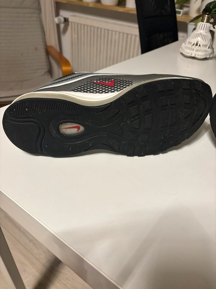 Nike Air Max 97 Ultra 17 „silver bullet“ in Langenhagen