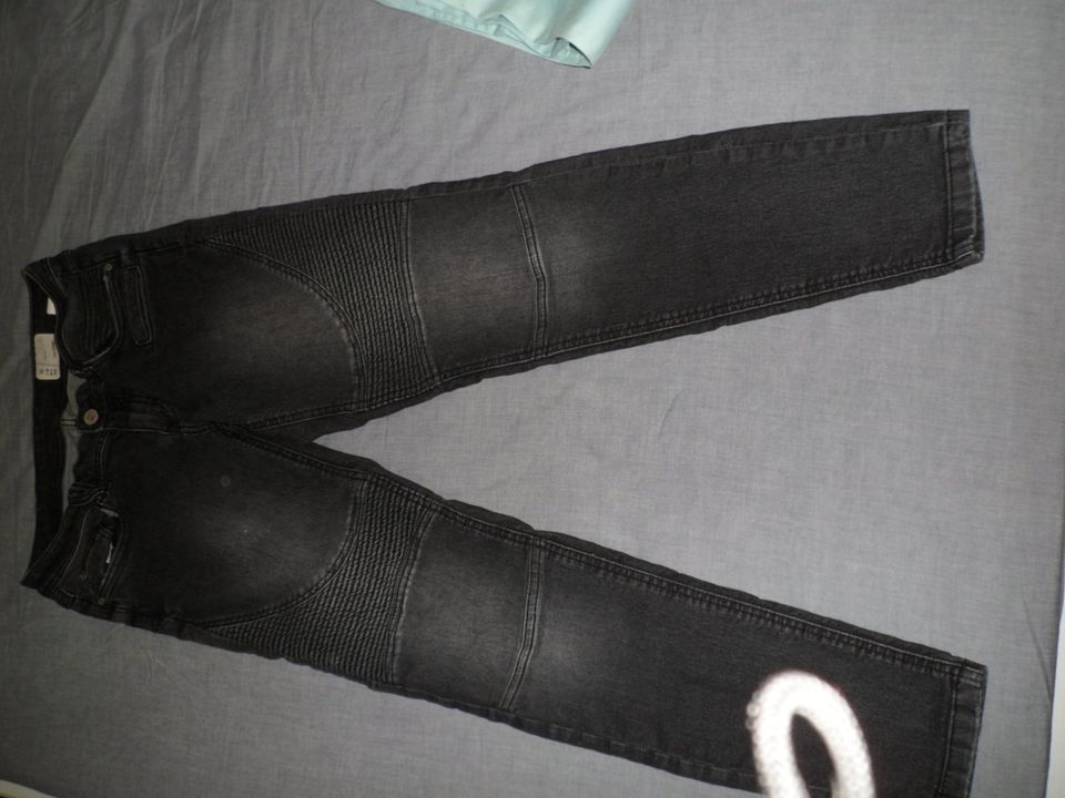 10 Damen Jeans Hosen Gr. 40-40/42 je € 8,00 - viele Fotos in Weichs