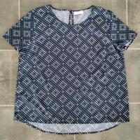 Damen Blusen Shirt 46/48 Niedersachsen - Moormerland Vorschau