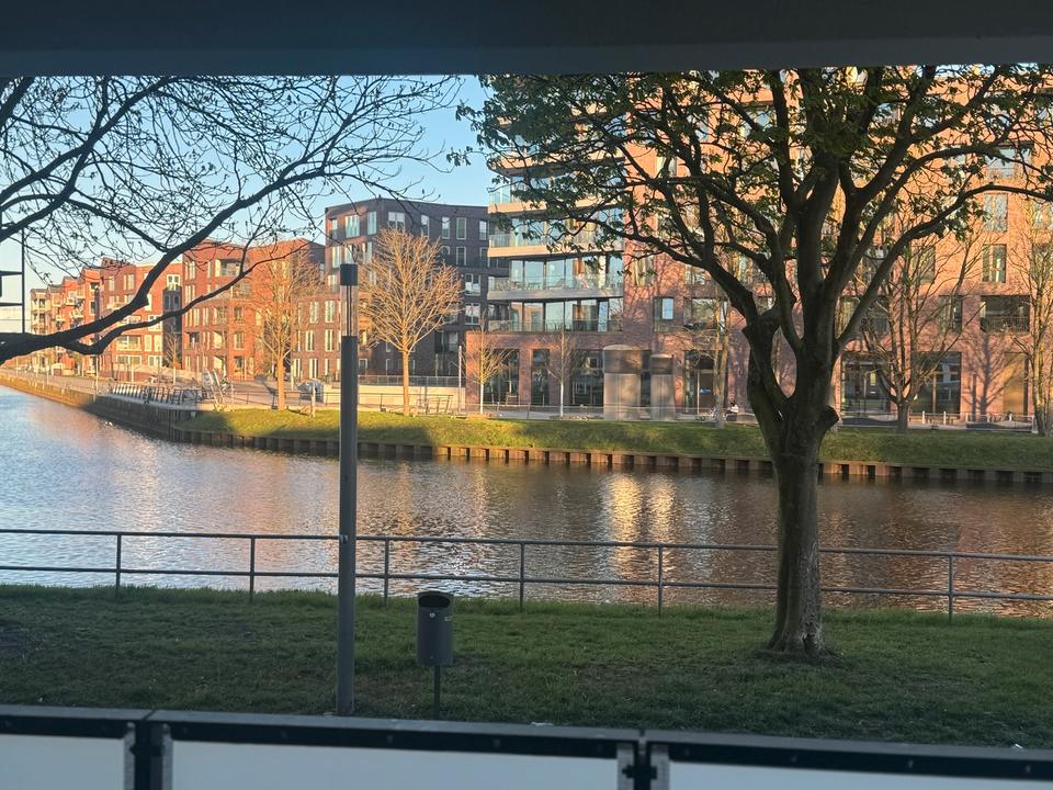Stadt, Land, Fluss: möbliertes Wohnen am Wasser in Oldenburg in Oldenburg