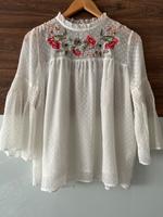Pimkie Bluse Stickerei Blumen Sachsen-Anhalt - Mücheln (Geiseltal) Vorschau
