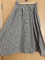 Floraler Midirock H&M Gr. 42 Köln - Zollstock Vorschau