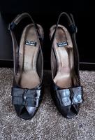 Stuart Weitzman Leder Vintage Pumps Gr 35 Sandalen Sandalettei Hannover - Südstadt-Bult Vorschau