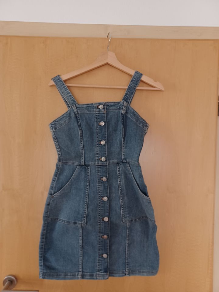 Jeans Kleid Größe 36 in Metten