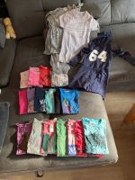 20 Teile in Gr. 128, Kleider, Pullover, Shirts Frankfurt am Main - Bonames Vorschau