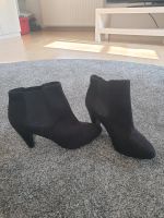 Damen Pumps Stiefeletten H&M Schleswig-Holstein - Meggerdorf Vorschau