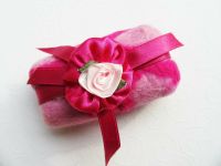 Filzseife mit Satin-Brosche Rosen-Seife rosa pink Geschenk Nordrhein-Westfalen - Siegen Vorschau