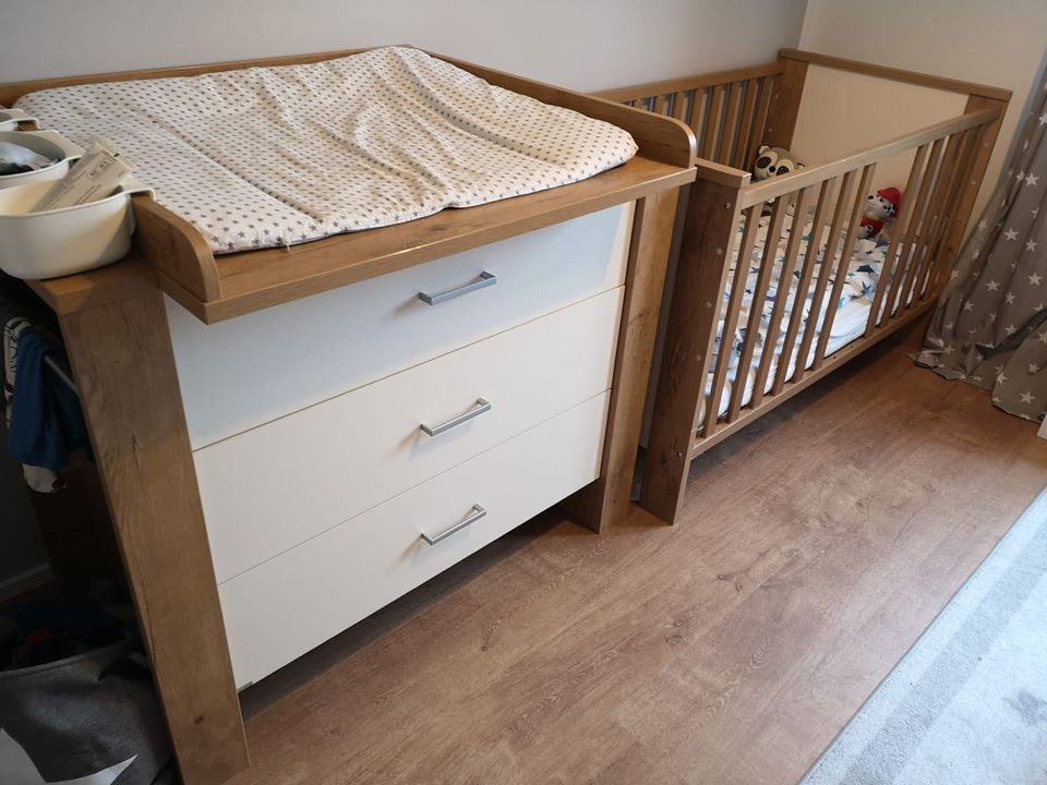 Paidi Henrik Kinderzimmer Wickelkommode, Bett optional Schrank in Dreieich