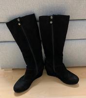Stiefel von S.Oliver in Schwarz Gr 37 Hessen - Solms Vorschau