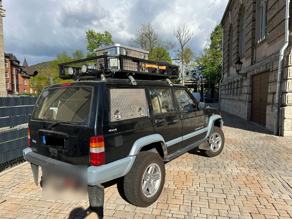 Jeep Grand Cherokee - 2,5l in Meiningen