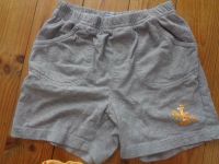 Short kurze Hose grau Disney 98 104 Bayern - Weßling Vorschau