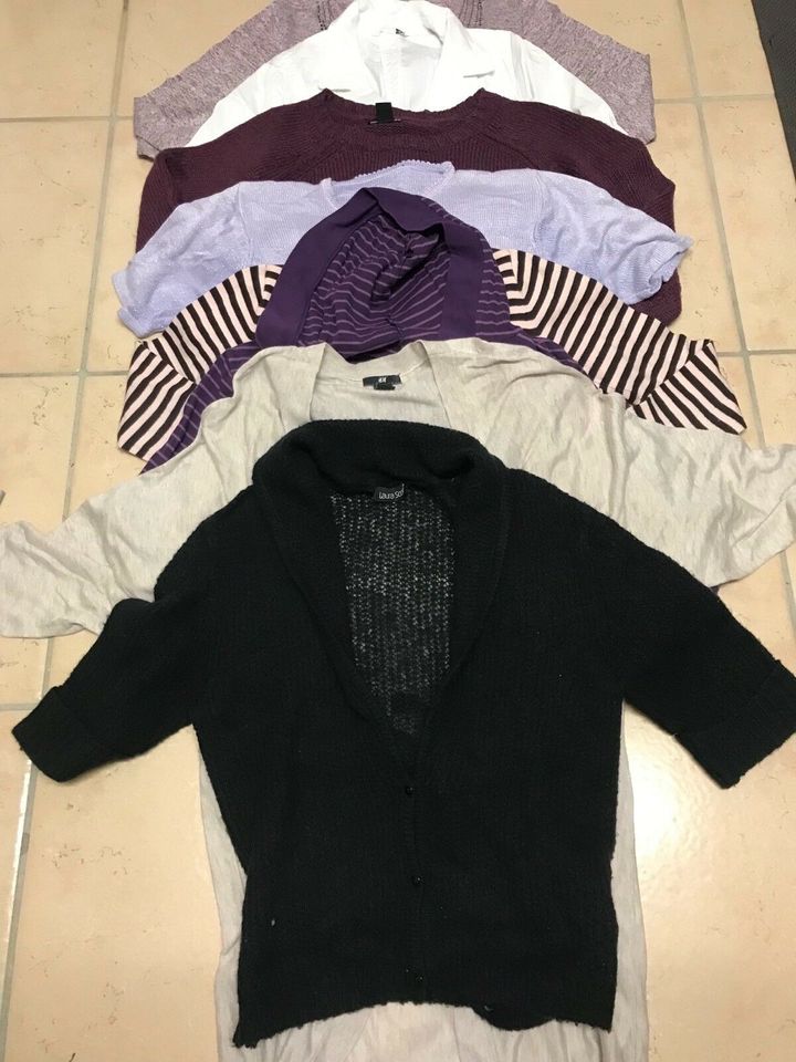 13x Paket Gr. M Damen Pullover Pulli Set Blazer Winterpulli in Oberding