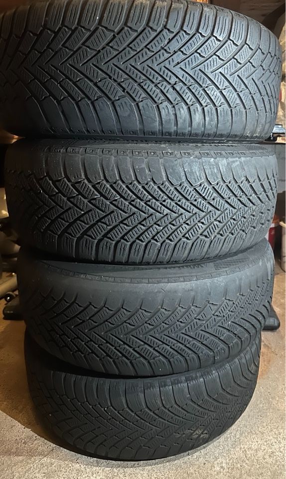 Original Mercedes Winterreifen 205/55 R16 in Gerlingen