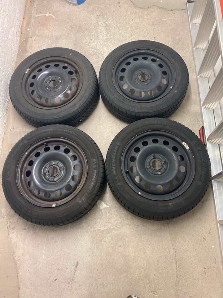 4 x Stahlfelge für Mini 5 1/2 J  X15H2 IS45 mit Michelin in München