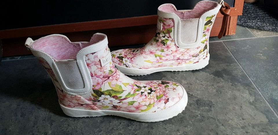 Bisgaard Gummistiefel Halbstiefel Gr. 30 creme Flowers mit OVP in Berlin