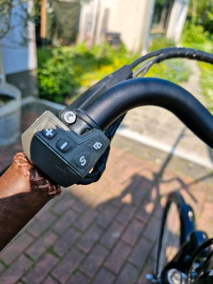 ⚘️Batavus Bolero⚘️ Hollandrad E Bike neuwertig schwarz in Tönisvorst