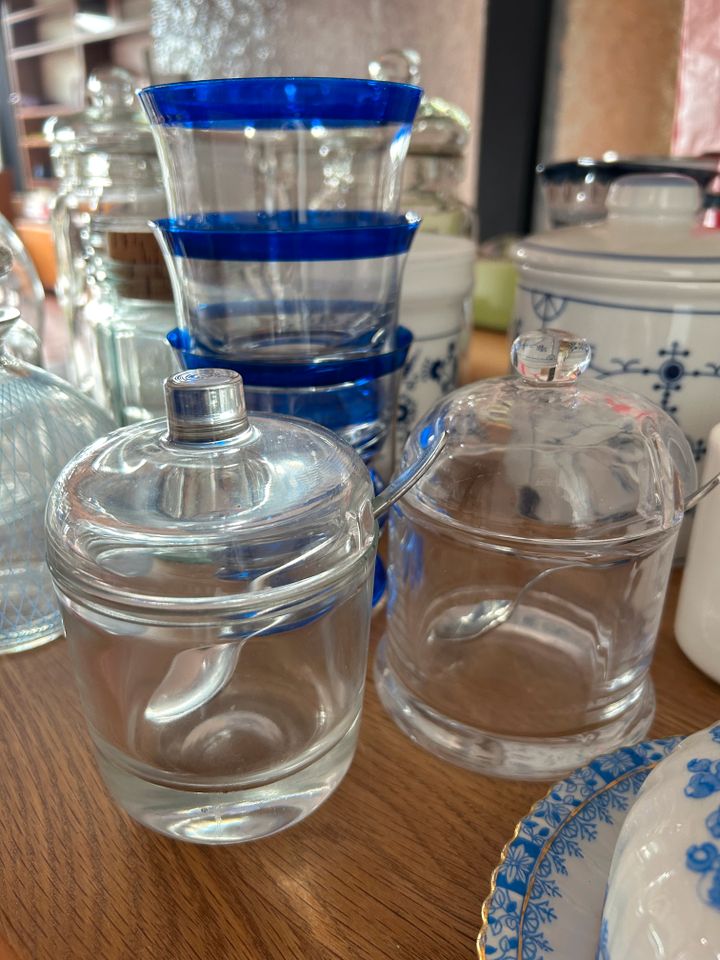 verschiedene Vintage Porzellan Gläser Zusckerdose Butterdose in Bremen