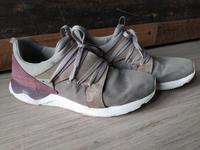 Asics, Sneaker, Schuhe Größe 48 grau/lila Hessen - Wiesbaden Vorschau