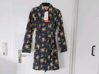 NEU Blutsgeschwister Trenchcoat XS 34 Spy of Love Mantel Grau Niedersachsen - Jork Vorschau