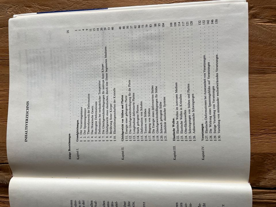 Lehrbuch der theoretischen Physik - Elastizitäts-Theorie in Wandlitz