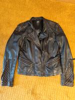 Gipsy Lederjacke Gr. M schwarz Nieten Biker-Style Bayern - Osterhofen Vorschau