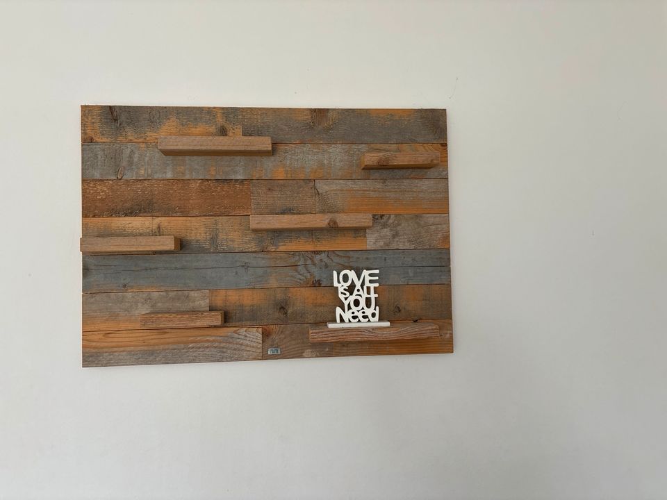 Holzregal 62*89 cm in Kaarst