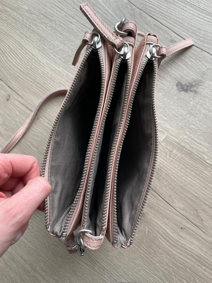 Liebeskind celia crossbody hotsell