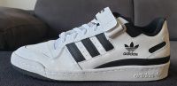 adidas forum low weiß schwarz / Größe 46 / NEU München - Maxvorstadt Vorschau