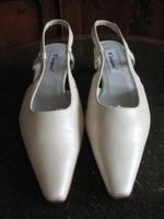 Pumps Tanzschuhe "Viviane" Gr. 38 Leder Beige Ecru Bayern - Kronach Vorschau