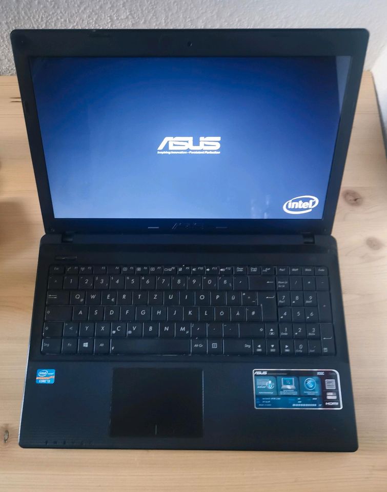 Laptop Asus X55C 15.6 Zoll i3 Prozessor in Köln
