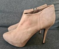 ZARA WOMAN ECHTLEDER DAMEN STIEFELETTE BEIGE GR.41 Bayern - Schweinfurt Vorschau
