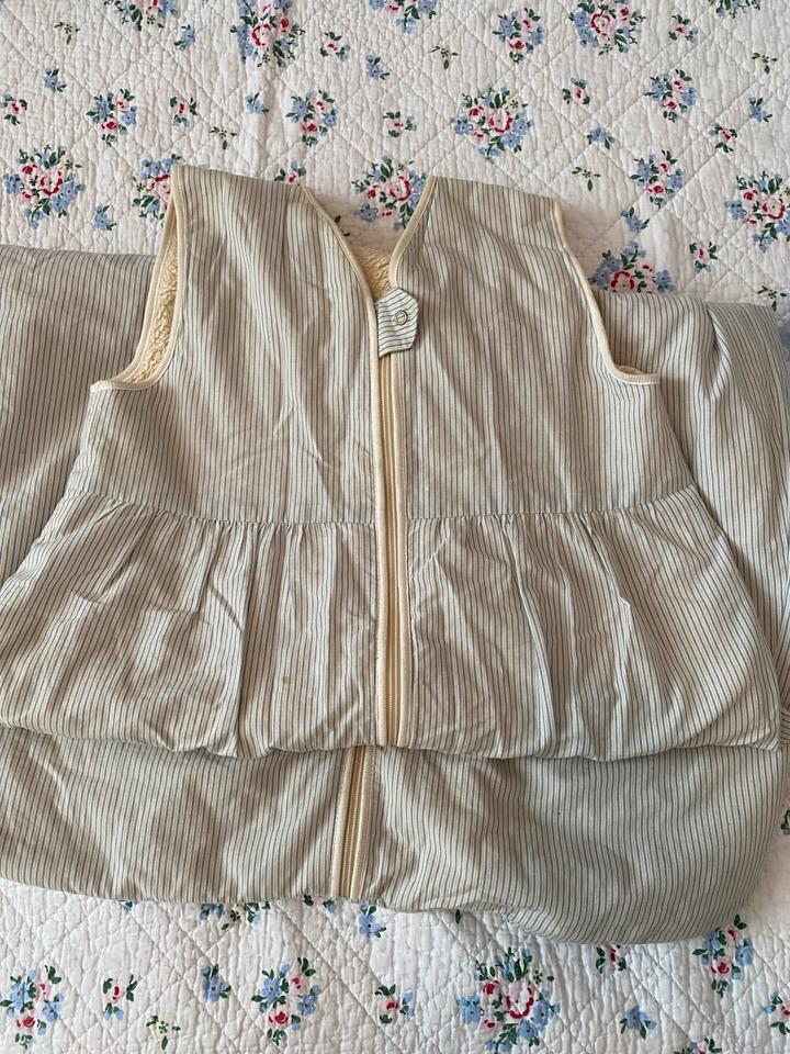Wunderschöner gefütterter Schlafsack Lila Lämmchen Bio in Berlin