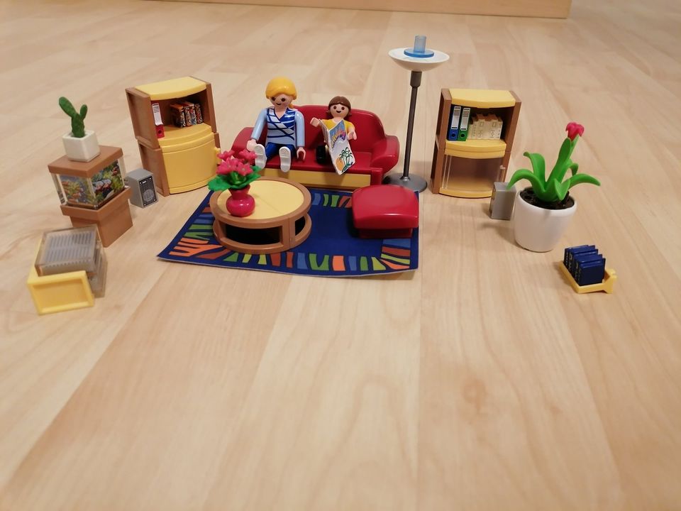 PLAYMOBIL Puppenhaus 5301 und Einrichtung 4 Zimmer in München