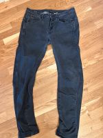 G-Star RAW Jeans Schwarz Boyfriend 3D Arc 27/32 Versand München - Ludwigsvorstadt-Isarvorstadt Vorschau