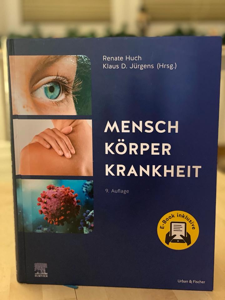 Pflegefachkraft Lehrbücher Pflege Heute Ausbildung Elsevier in Düsseldorf