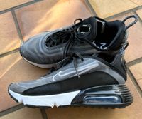 NIKE Sneaker W Air Max 2090 Schwarz/Weiß Nordrhein-Westfalen - Düren Vorschau